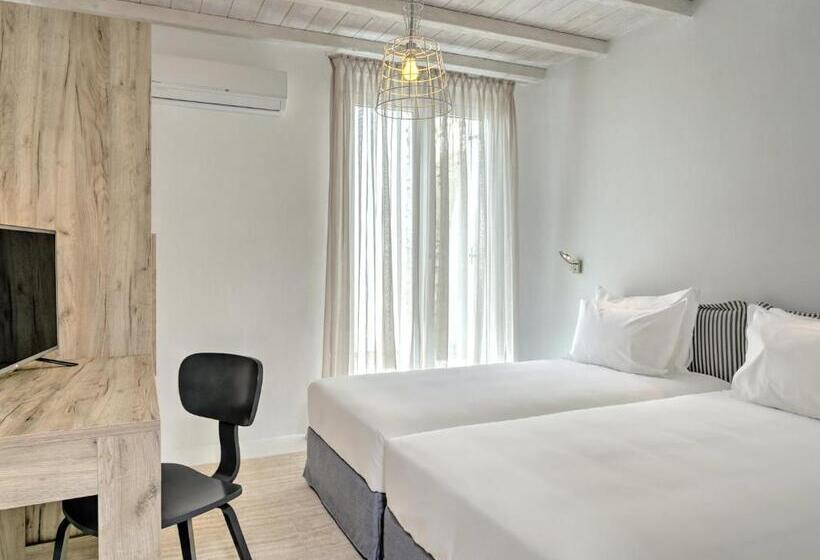 Вилла 4 Спальни, Senses Villas