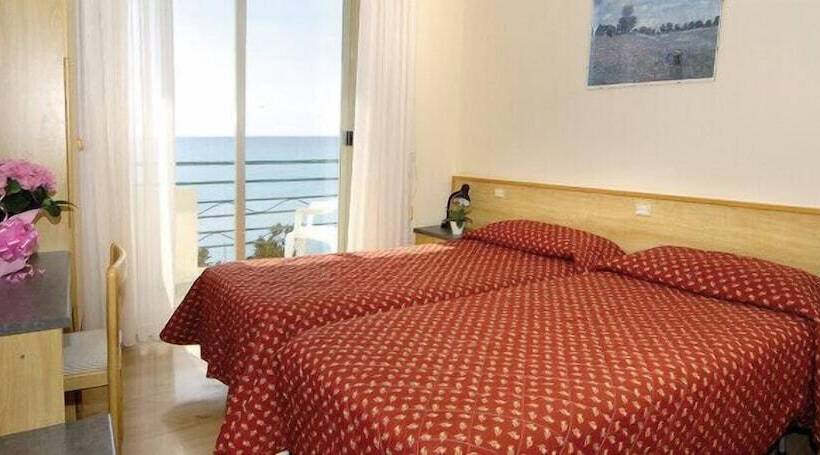 اتاق استاندارد, Albergo Savoia