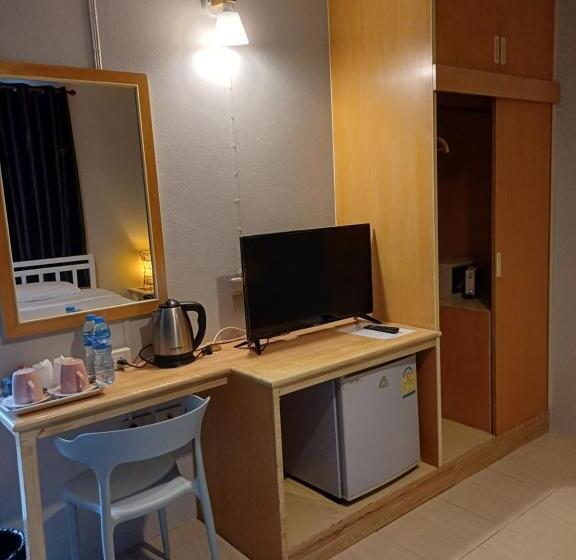스탠다드 룸, At Home