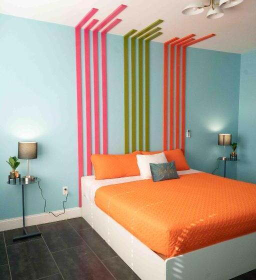 חדר דלוקס, Beds N' Drinks