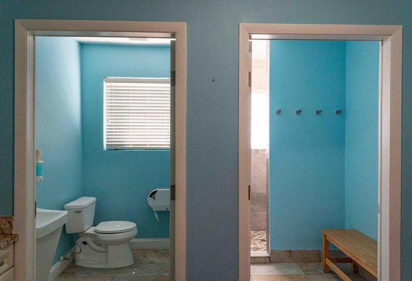 חדר סטנדרט, Beds N' Drinks