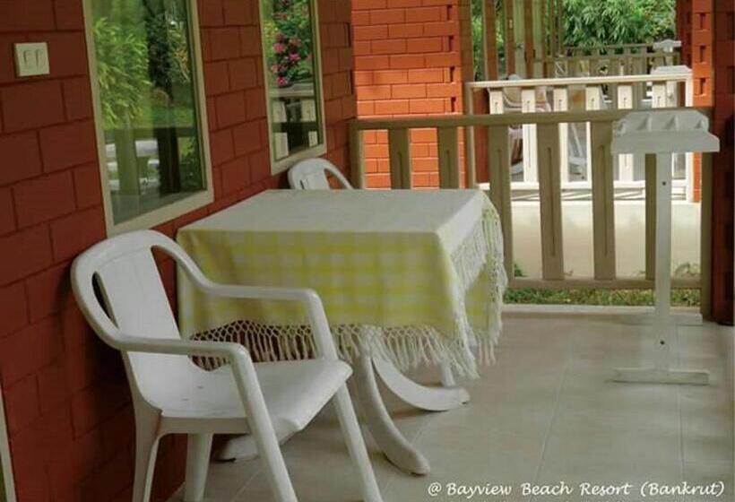 Семейный Номер Вид на Сад, Bayview Beach Resort