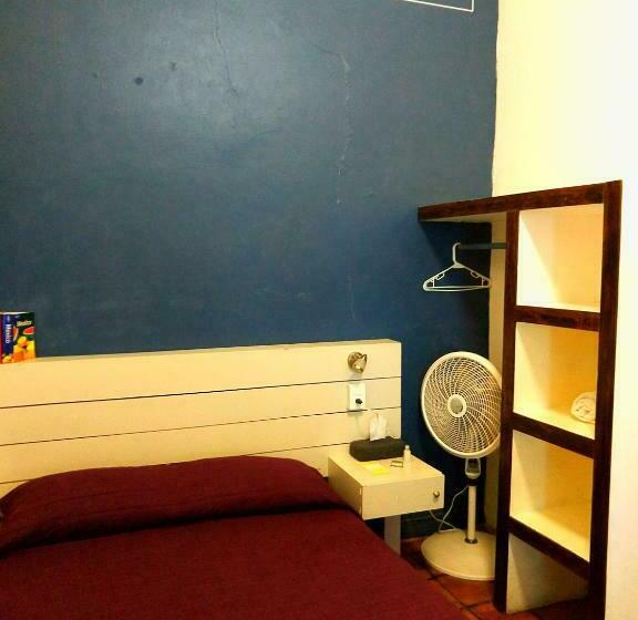 اتاق استاندارد با سرویس بهداشتی مشترک, Hostel Hospedarte Centro