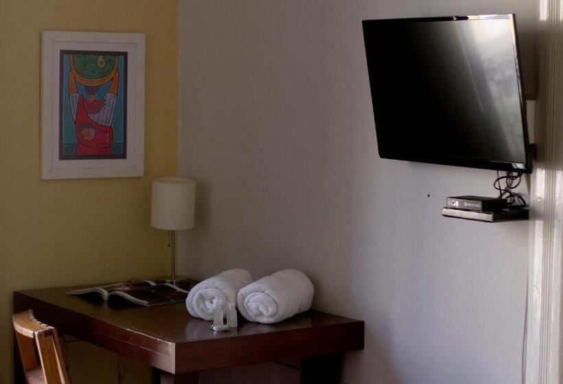 اتاق استاندارد چهارنفره با سرویس بهداشتی مشترک, Hostel Hospedarte Centro