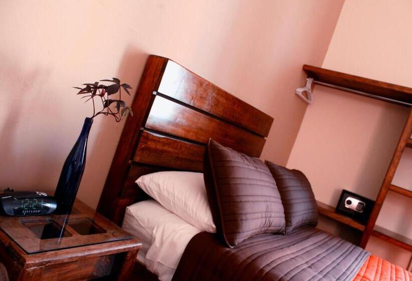 اتاق استاندارد چهارنفره با سرویس بهداشتی مشترک, Hostel Hospedarte Centro