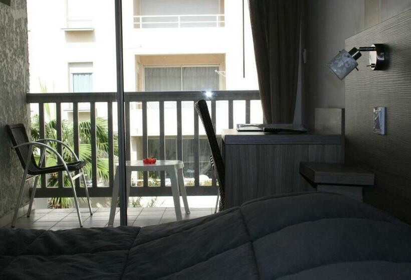 اتاق استاندارد با بالکن, Le Relais Dax