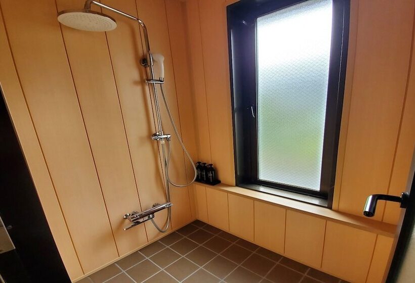 Номер Стандарт, Grandia Housen