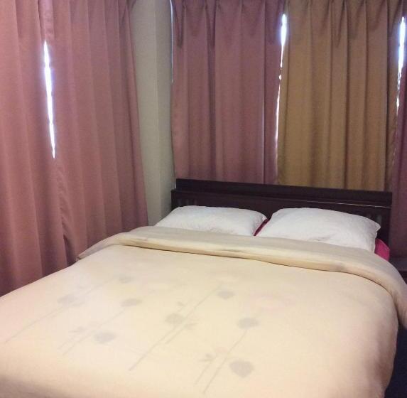 اتاق استاندارد با سرویس بهداشتی مشترک, Kamikatsura House