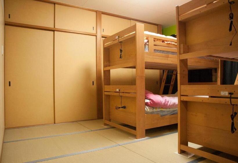 اتاق خانوادگی با سرویس بهداشتی مشترک, Kamikatsura House
