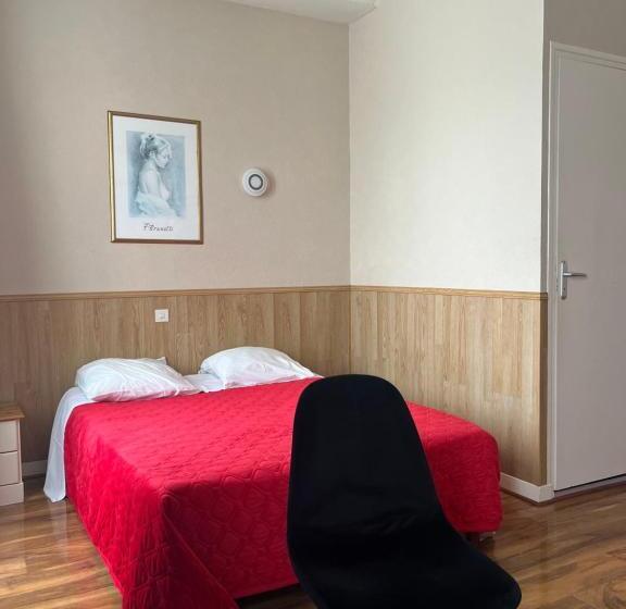 Четырехместный Номер Стандарт, Hôtel De La Gare