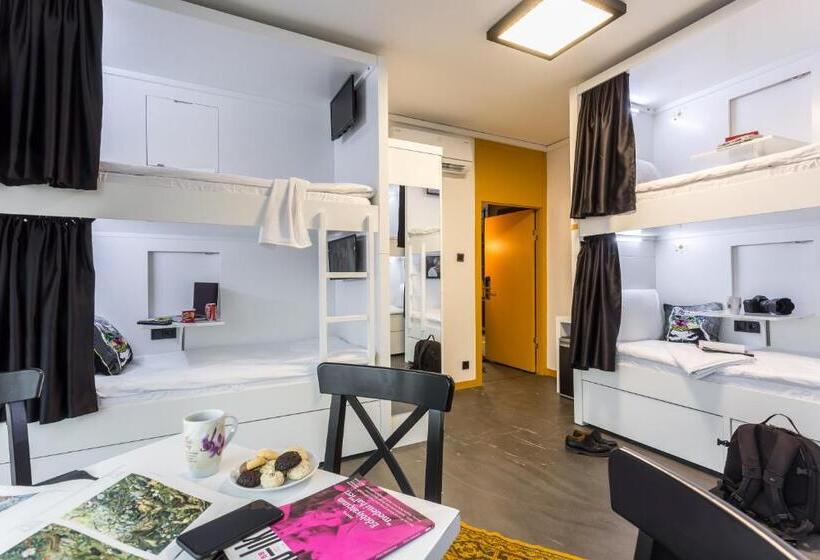 공동 객실, Inn 14 Hostel