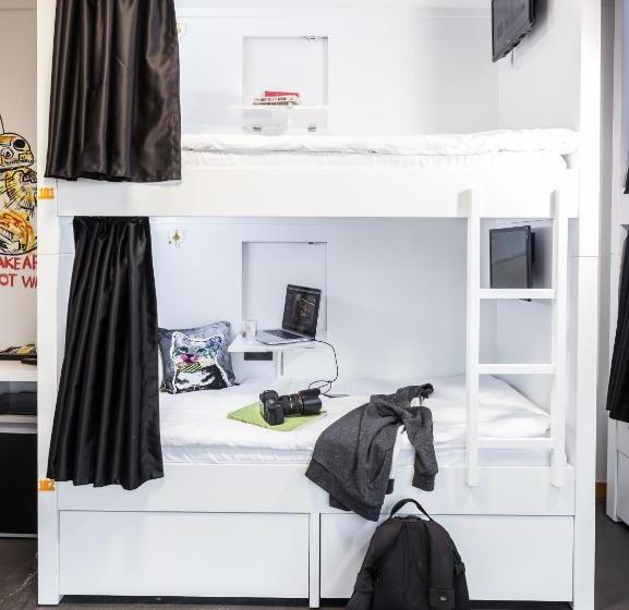 공동 객실, Inn 14 Hostel
