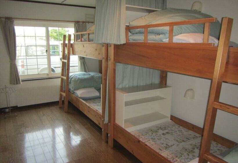 ベーシックトリプルルーム, Kiyosato Ihatov Hostel