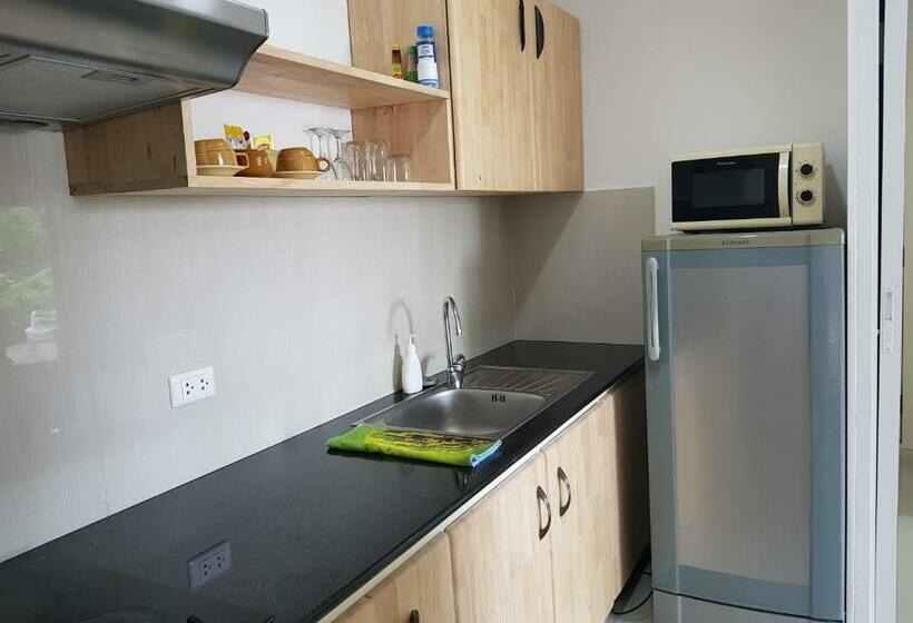 اتاق لوکس با چشم‌انداز دریا, Mountain Seaview Luxury Apartments