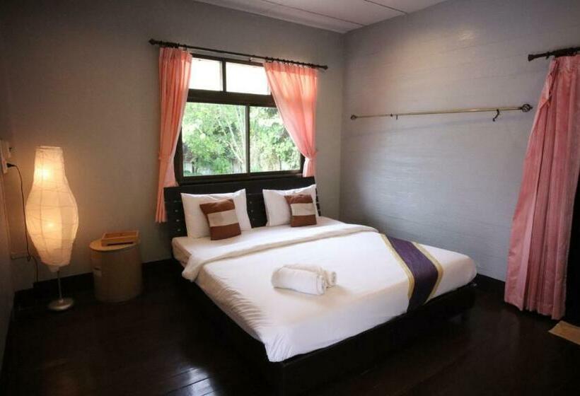 Quarto Estandar com Sacada, Marina Hut Guest House