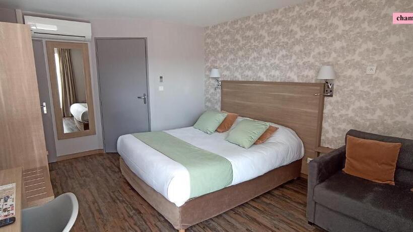 Номер Стандарт с Террасой, Hôtel Le Clos Badan