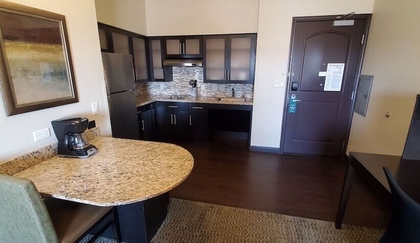 Люкс, Staybridge Suites Eau Claire   Altoona, An Ihg