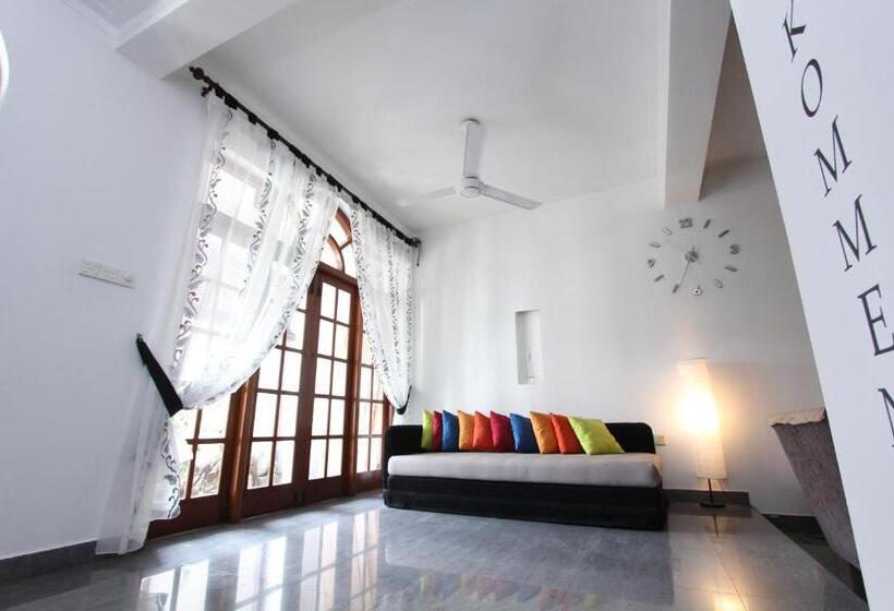 غرفة قياسية فردية, Angel Villa