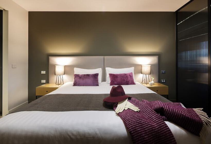 Апартаменты 1 Спальня, East Hotel And Apartments