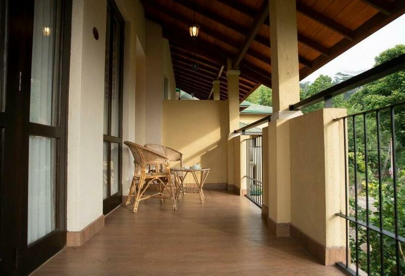 Номер Deluxe Вид на Горы, Melheim Kandy Villas