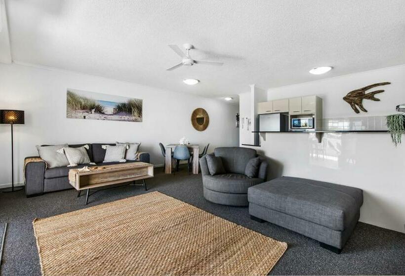 Апартаменты 1 Спальня с Балконом, Rovera Apartments