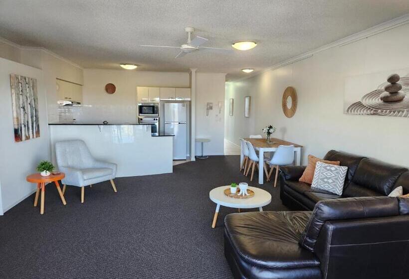 Апартаменты Deluxe 1 Спальня, Rovera Apartments