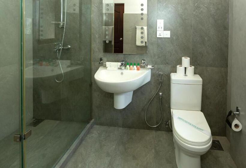 Quarto Deluxe com Sacada, Yo Kandy