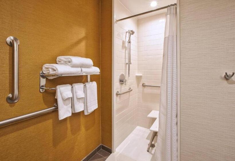 Стандартный Номер Кровать Кинг, Fairfield Inn & Suites By Marriott Plattsburgh