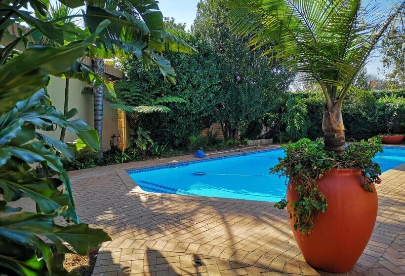 Familjerum, Restawhile Guest House  Pretoria