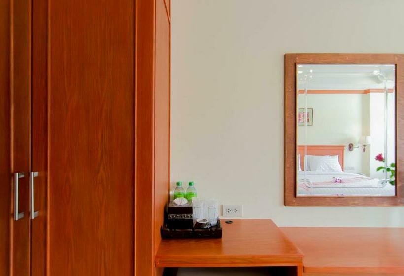 Номер Superior Кровать Кинг, Phaithong Sotel Resort