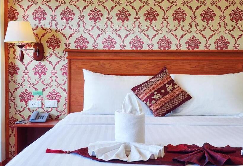 Номер Deluxe Кровать Кинг, Phaithong Sotel Resort