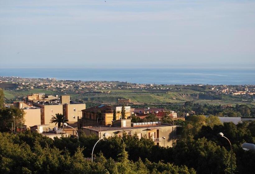 Номер Стандарт Вид на Море, La Finestra Sulla Valle