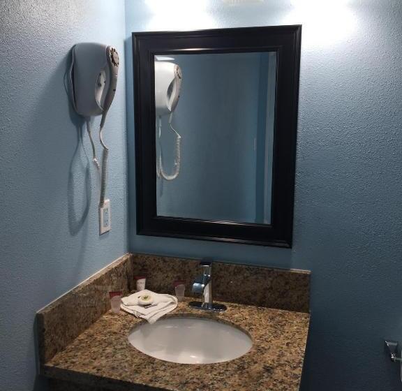 Номер Стандарт, Dolphin Cove Motel