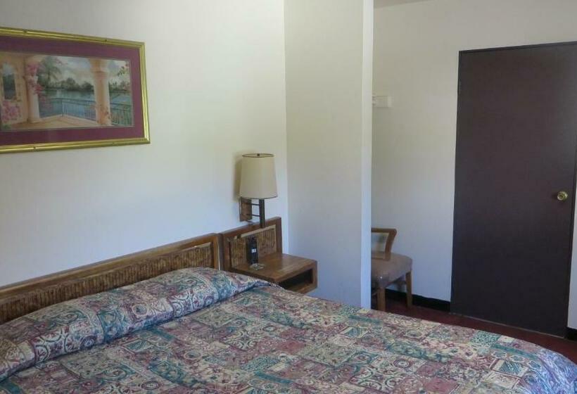 스탠다드 룸 킹사이즈 침대, Eagle Rock Motel