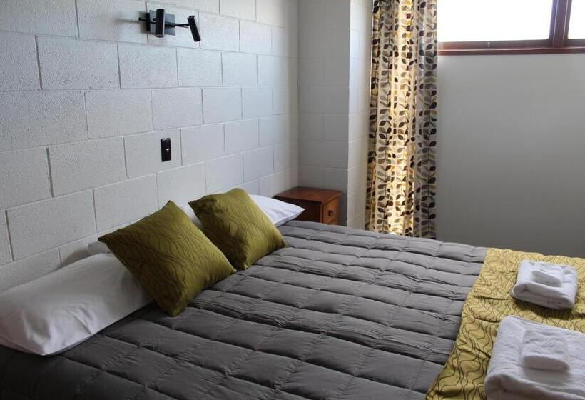 Семейный Номер, Elmore Lodge Motel