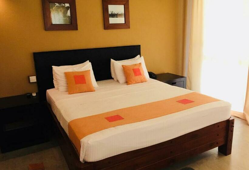 اتاق لوکس, Nil Diya Mankada Safari Lodge
