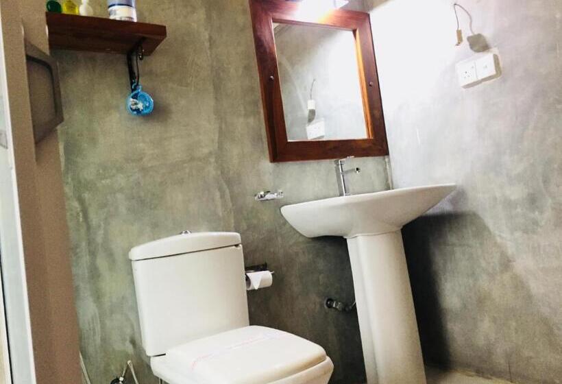 اتاق استاندارد, Nil Diya Mankada Safari Lodge