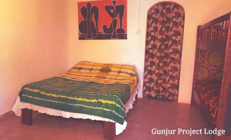 اتاق اکونومی, The Gunjur Project Lodge