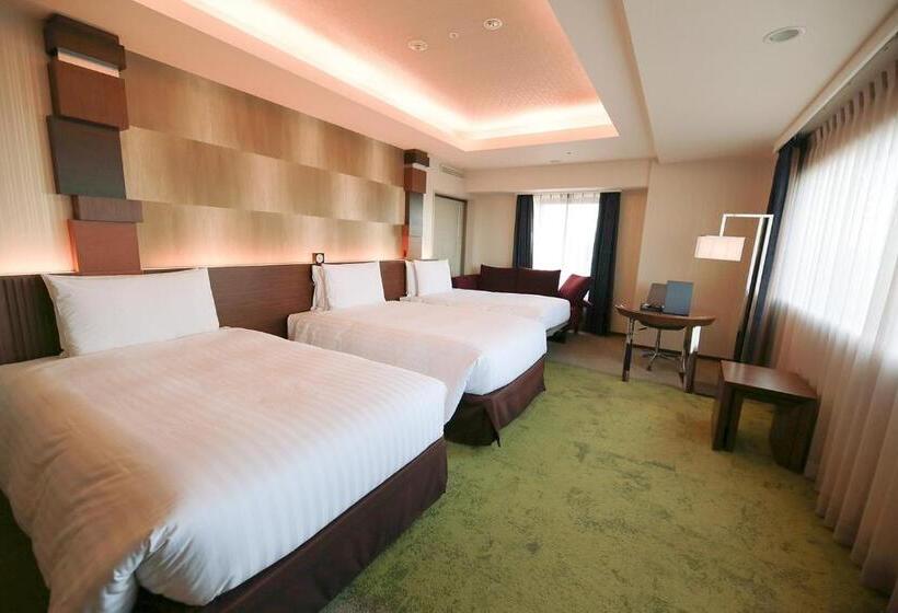 Трехместный Номер Deluxe, Richmond Hotel Premier Tokyo Schole