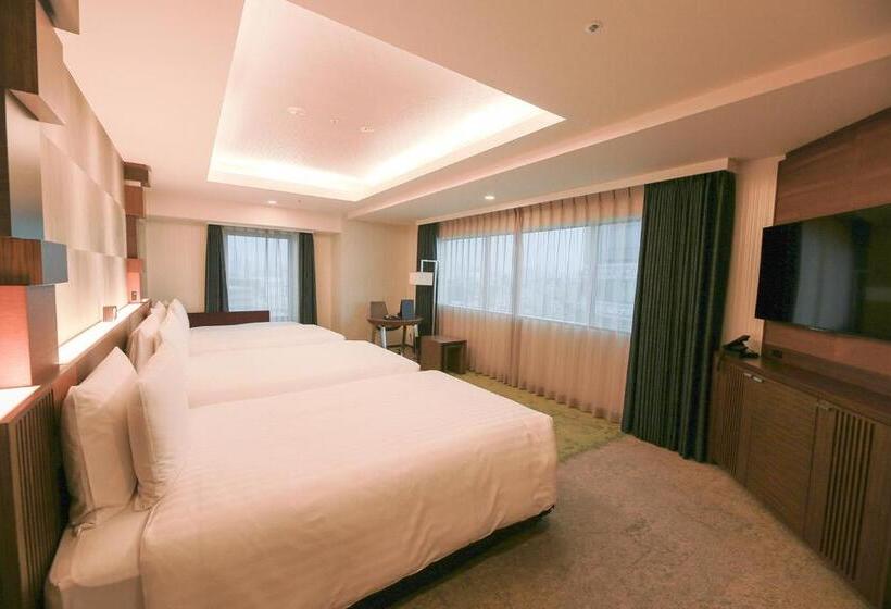 Четырехместный Номер Deluxe, Richmond Hotel Premier Tokyo Schole
