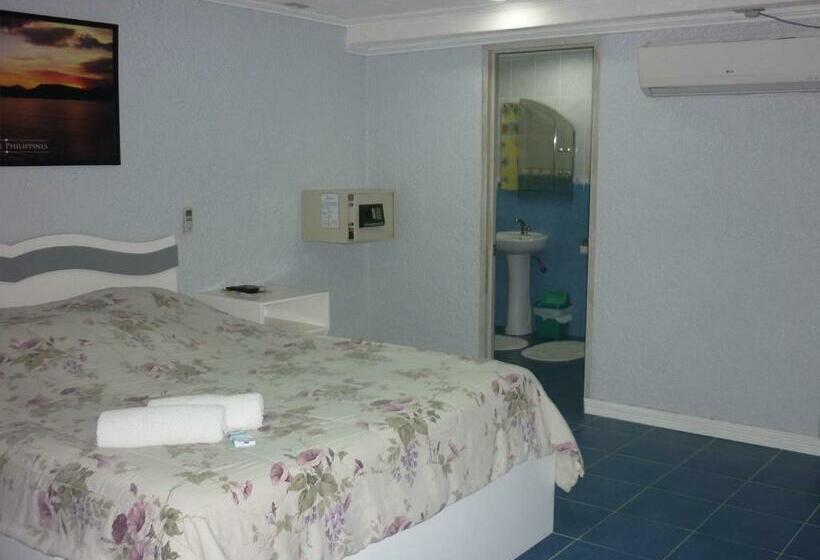 اتاق لوکس, Blue Rock Beach Resort
