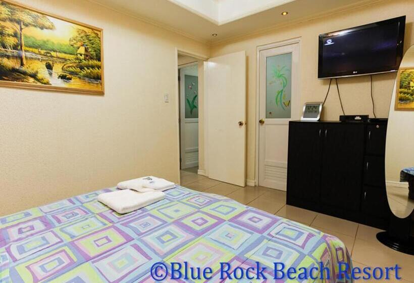 سوییت جونیور, Blue Rock Beach Resort