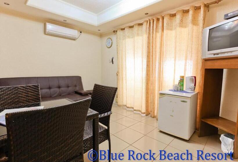 سوییت جونیور, Blue Rock Beach Resort