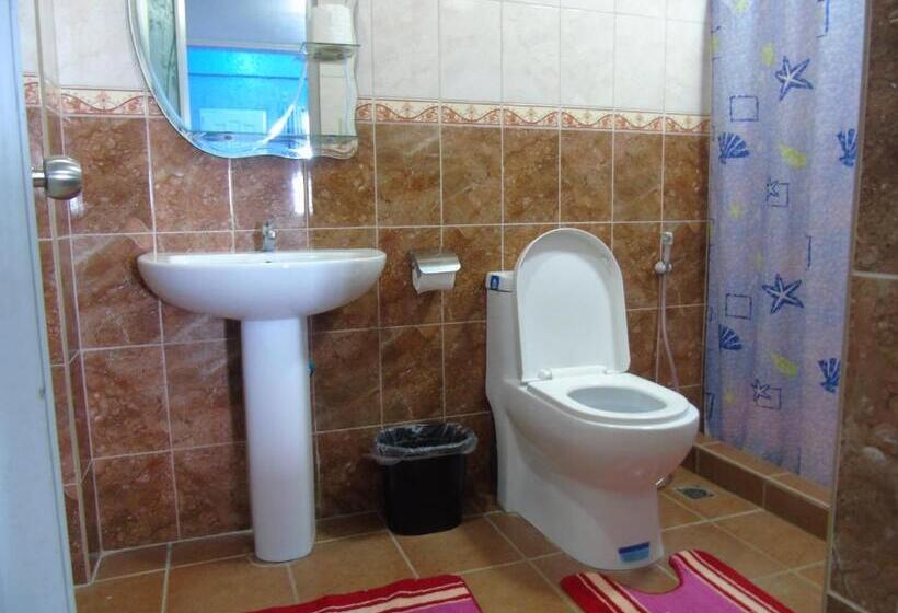 اتاق استاندارد با بالکن, Blue Rock Beach Resort