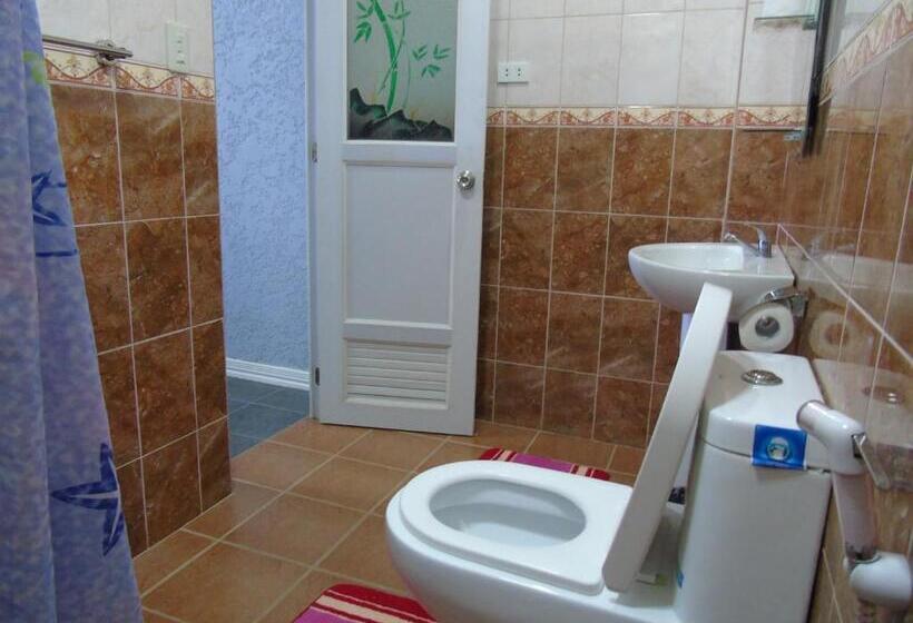 اتاق استاندارد با بالکن, Blue Rock Beach Resort