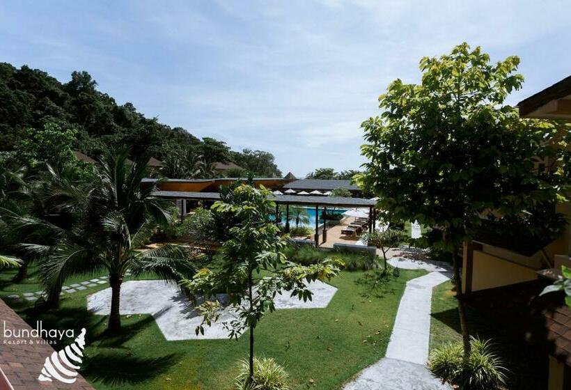 Номер Deluxe с Балконом, Bundhaya Villas
