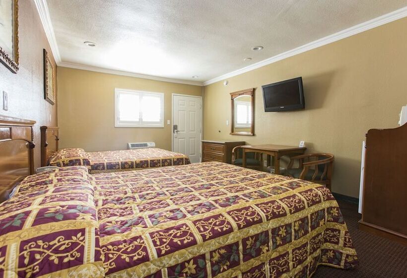 标准间, Beverly Inn