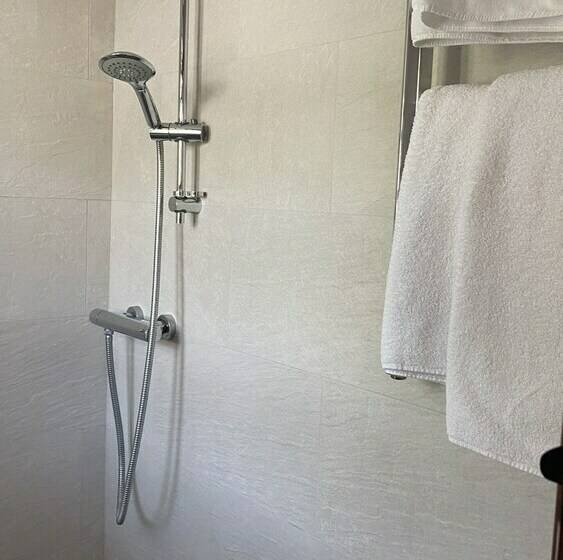 Номер Стандарт, Priory Tearooms Burford With Rooms