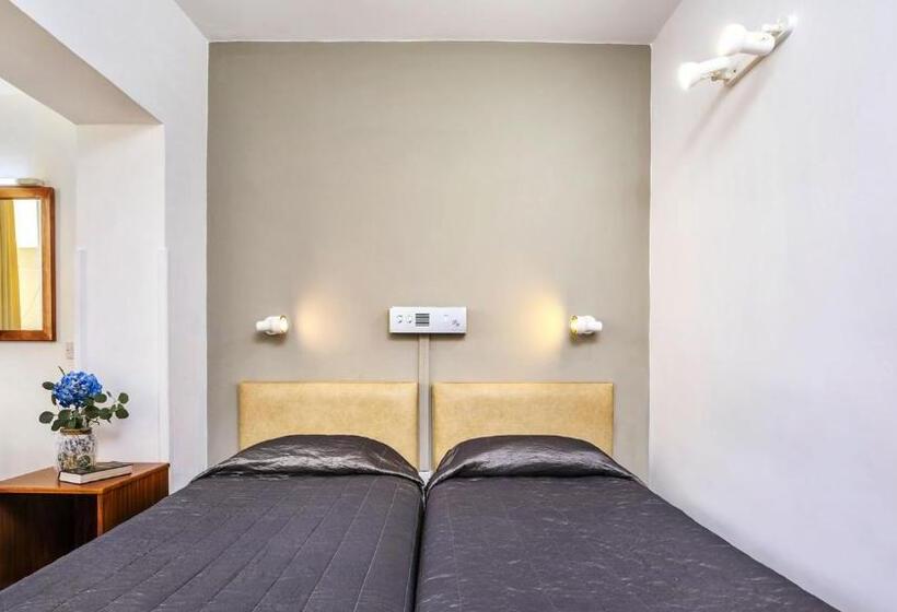 이코노미 룸, Troodos Hotel & Spa