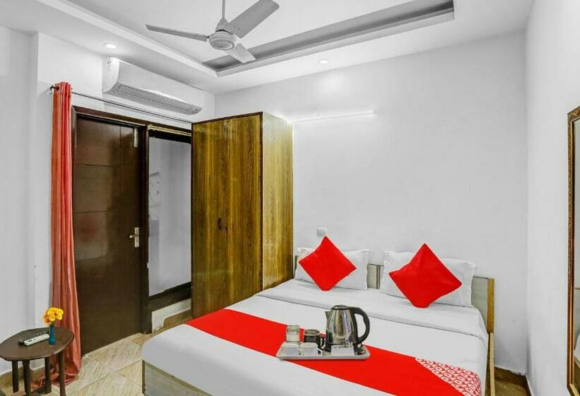 اتاق کلاسیک سه تخته, Flagship Premium Inn